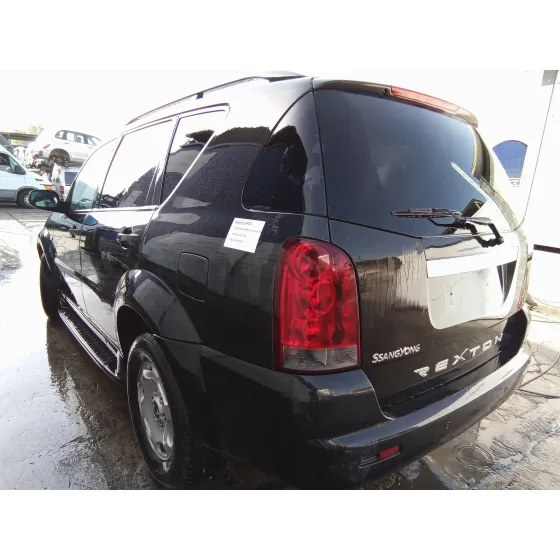 SSANGYONG REXTON '2005 2.7 TURBODIESEL CAT NEGRO