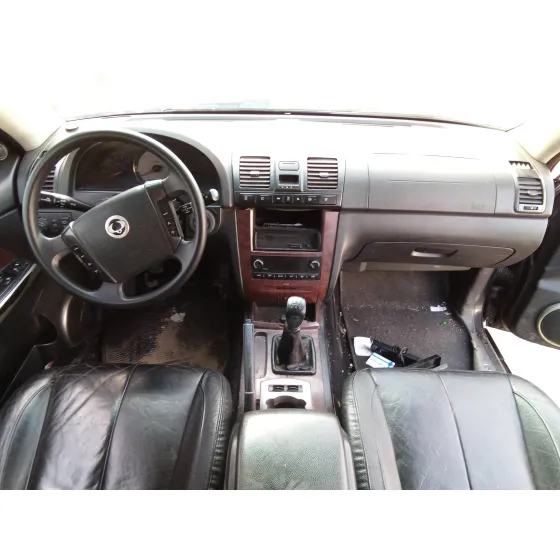 SSANGYONG REXTON '2005 2.7 TURBODIESEL CAT NEGRO