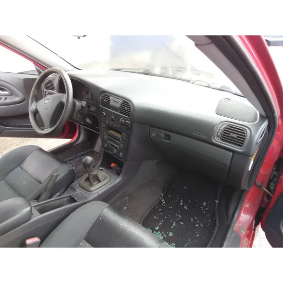 VOLVO S40 BERLINA '2002 1.9 DIESEL CAT ROJO
