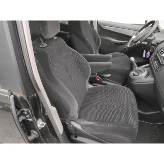 CITROEN C4 GRAND PICASSO '2009 1.6 HDI FAP NEGRO