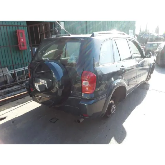 TOYOTA RAV 4 (A2) '2002 2.0 16V CAT VERDE