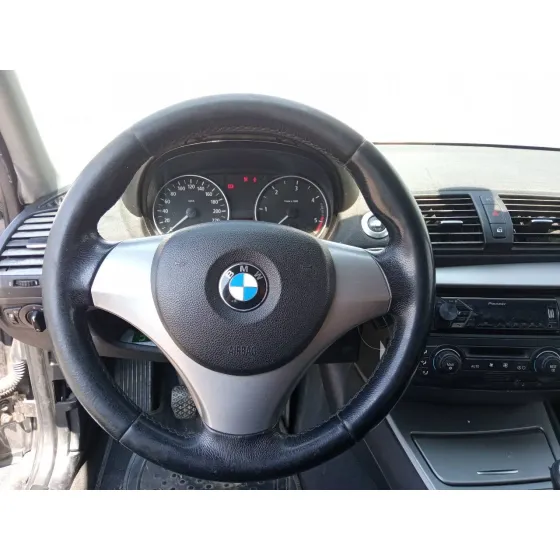 BMW SERIE 1 BERLINA (E81/E87) '2006 2.0 16V DIESEL GRIS