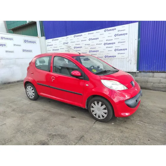 PEUGEOT 107 '2006 1.4 HDI CAT (8HT / DV4TD) ROJO