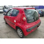 PEUGEOT 107 PEUGEOT 107 '2006 1.4 HDI CAT (8HT / DV4TD) ROJO 2005