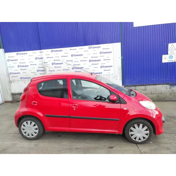 PEUGEOT 107 '2006 1.4 HDI CAT (8HT / DV4TD) ROJO
