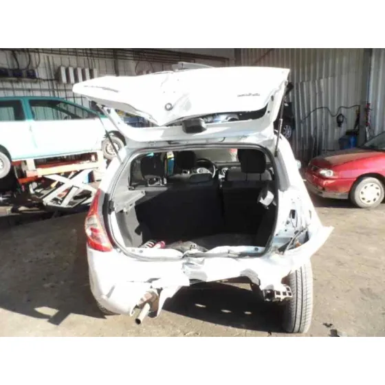 DACIA SANDERO '2010 1.5 DCI DIESEL CAT BLANCO