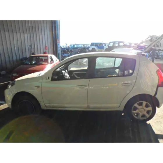 DACIA SANDERO '2010 1.5 DCI DIESEL CAT BLANCO