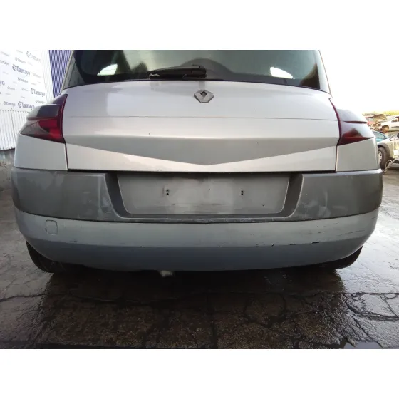 RENAULT MEGANE II BERLINA 3P '2003 1.9 DCI DIESEL GRIS