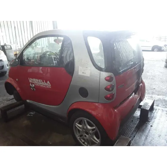 SMART MICRO COMPACT CAR '2002 600CC ROJO I GRIS