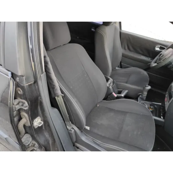 RENAULT MEGANE II BERLINA 5P '2005 1.5 DCI DIESEL NEGRO