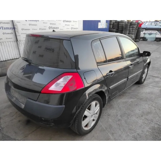 RENAULT MEGANE II BERLINA 5P '2005 1.5 DCI DIESEL NEGRO