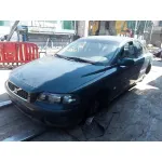 VOLVO S60 BERLINA VOLVO S60 BERLINA '2002 2.4 DIESEL CAT VERDE 2000