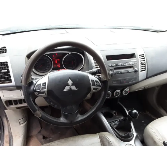 MITSUBISHI OUTLANDER (CW0) '2008 * NEGRO