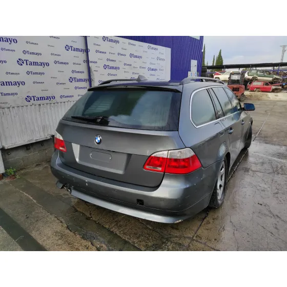 BMW SERIE 5 TOURING (E61) '2004 2.5 24V TURBODIESEL CAT GRIS OSCURO