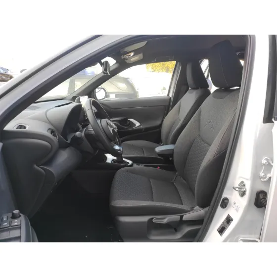 TOYOTA YARIS CROSS '2024 CROSS (XP210) BLANCO