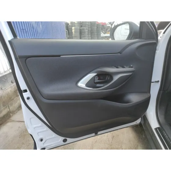 TOYOTA YARIS CROSS '2024 CROSS (XP210) BLANCO