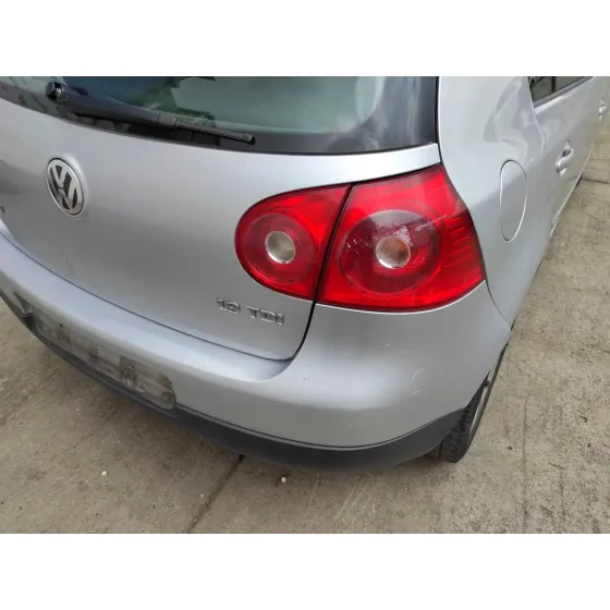 VOLKSWAGEN GOLF V BERLINA (1K1) '2004 1.9 TDI PLATA