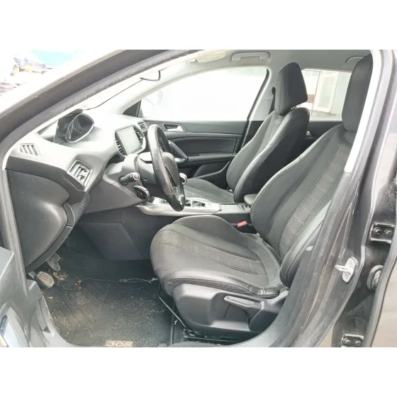 Peugeot 308 II (LB_, LP_, LW_, LH_, L3_) 2017