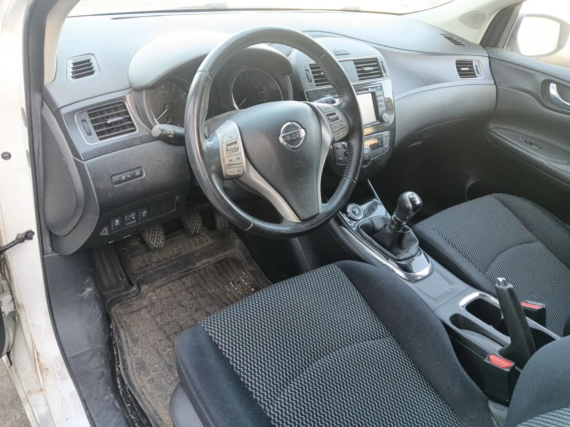 NISSAN PULSAR HATCHBACK (C13)  2014