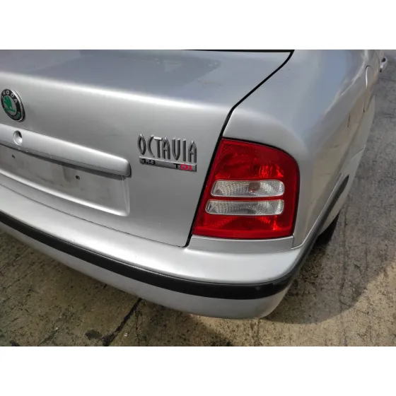 SKODA OCTAVIA BERLINA (1U2) '2003 1.9 TDI PLATA