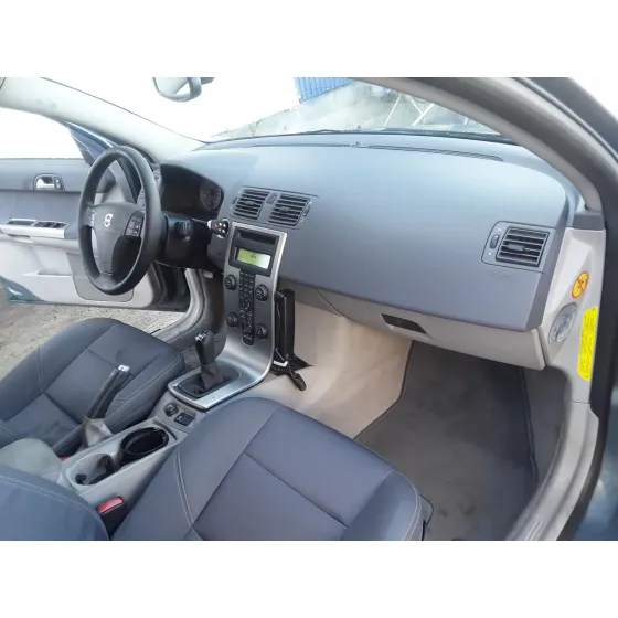 VOLVO S40 BERLINA '2002 2.0 DIESEL CAT GRIS