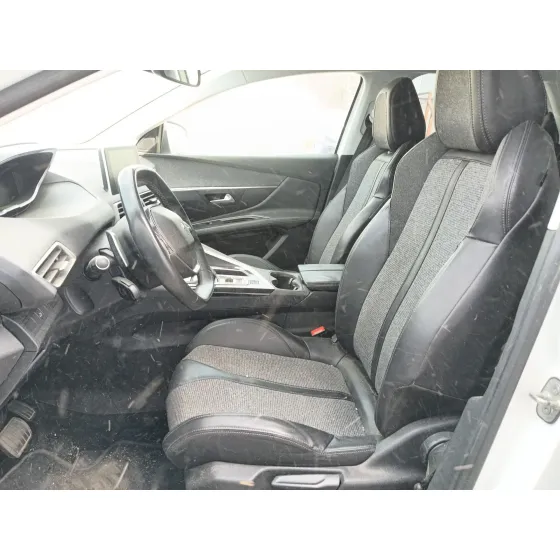 Peugeot 3008 II SUV (MC_, MR_, MJ_, M4_) 2016
