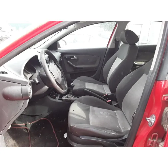 SEAT IBIZA (6L1) '2005 * ROJO