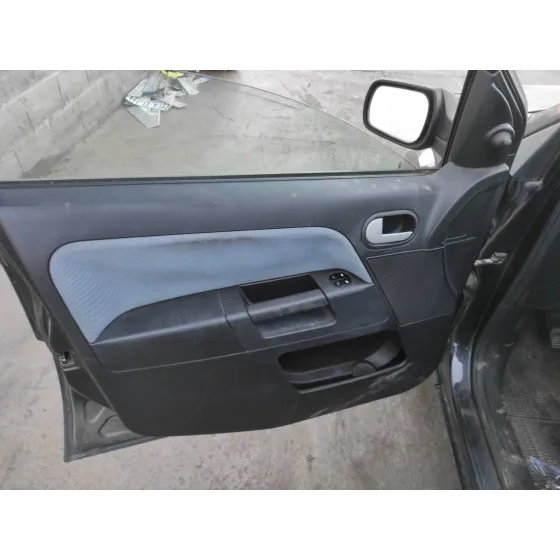 FORD FUSION (CBK) '2005 1.4 16V CAT NEGRO