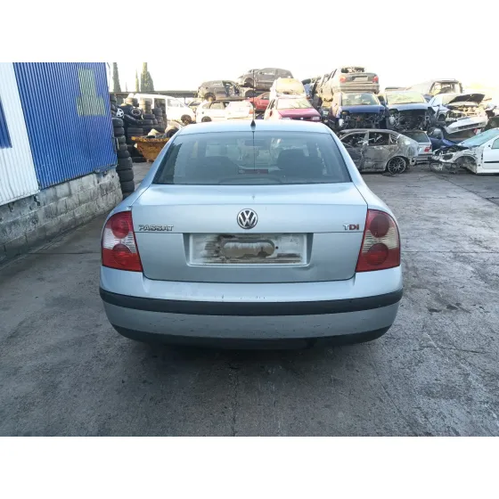 Volkswagen PASSAT B5 (3B2) 2000
