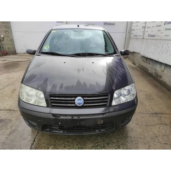 FIAT PUNTO BERLINA (188) '2004 1.2 CAT NEGRO