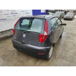 FIAT PUNTO BERLINA (188) FIAT PUNTO BERLINA (188) '2004 1.2 CAT NEGRO 2003