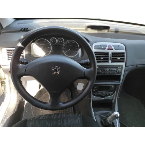 PEUGEOT 307 BERLINA (S2) '2004 1.6 16V CAT PLATA