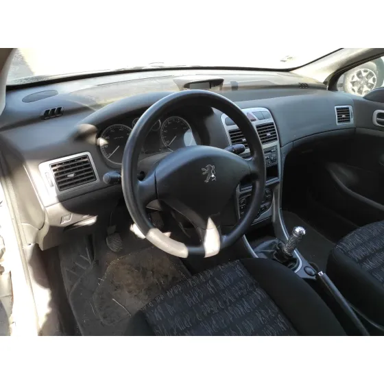 PEUGEOT 307 BERLINA (S2) '2004 1.6 16V CAT PLATA