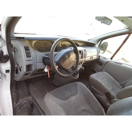 RENAULT TRAFIC COMBI (AB 4.01) '2007 2.5 DIESEL DCI FAP CAT BLANCO