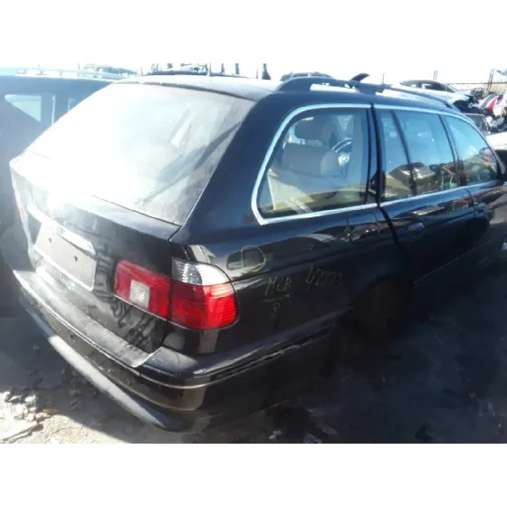 BMW SERIE 5 TOURING (E39) '1996 * NEGRO