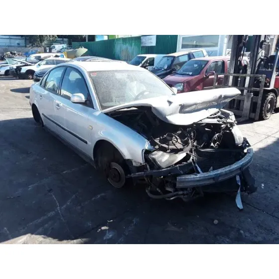 VOLKSWAGEN PASSAT BERLINA (3B2) '1999 1.9 TDI PLATA