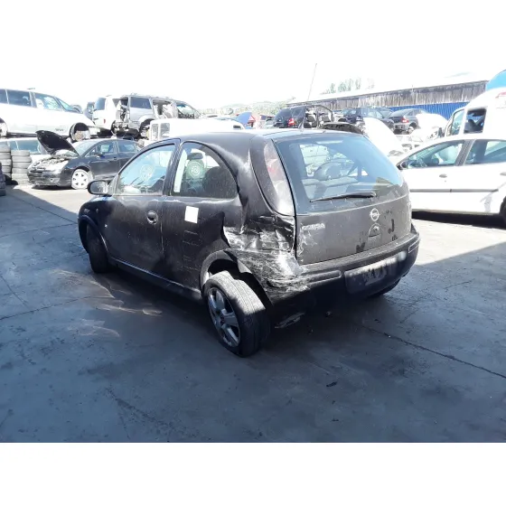 OPEL CORSA C '2004 * NEGRO