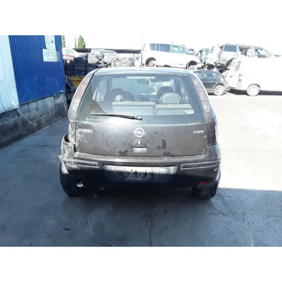 OPEL CORSA C '2004 * NEGRO