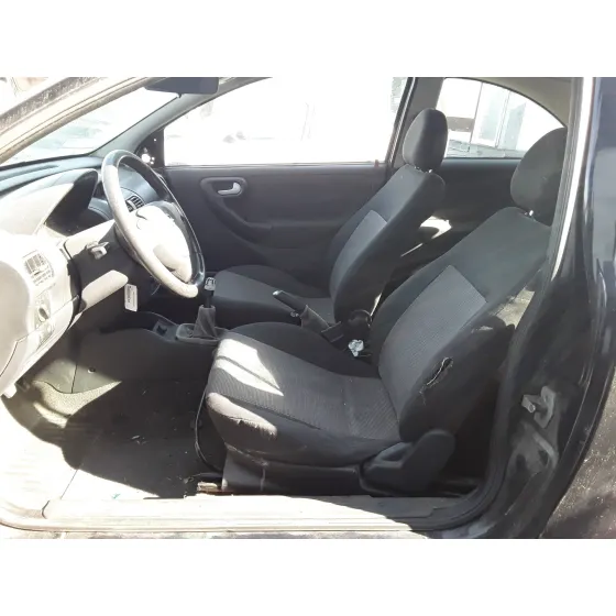 OPEL CORSA C '2004 * NEGRO