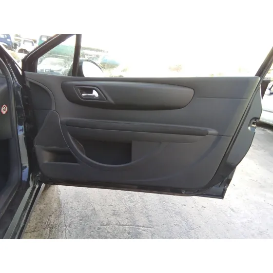 CITROEN C4 COUPE '2005 1.6 16V HDI FAP NEGRO