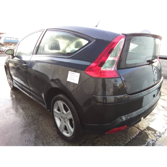 CITROEN C4 COUPE '2005 1.6 16V HDI FAP NEGRO