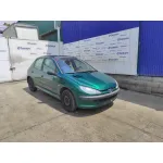PEUGEOT 206 BERLINA PEUGEOT 206 BERLINA '2004 1.4 HDI VERDE 1998