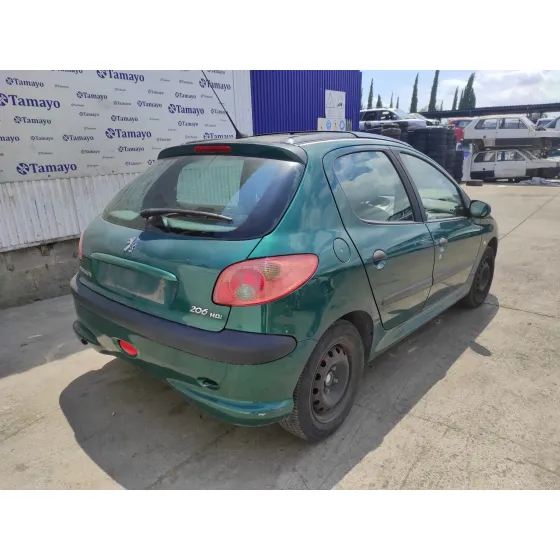 PEUGEOT 206 BERLINA '2004 1.4 HDI VERDE