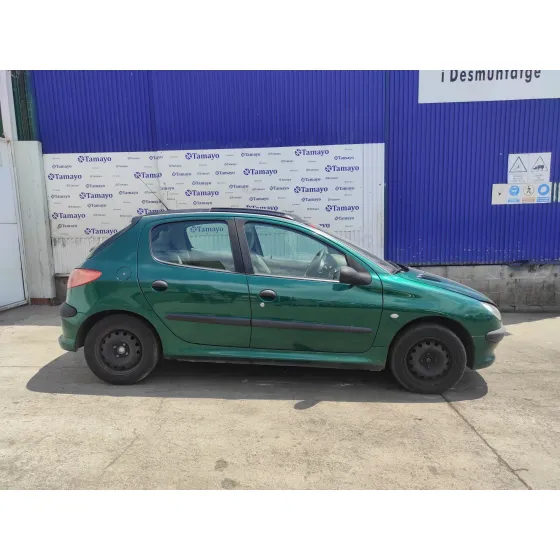 PEUGEOT 206 BERLINA '2004 1.4 HDI VERDE