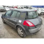RENAULT MEGANE II BERLINA 5P RENAULT MEGANE II BERLINA 5P '2006 1.6 16V NEGRO 2002