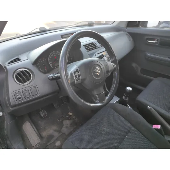 SUZUKI SWIFT BERLINA (MZ) '2007 1.3 16V CAT NEGRO