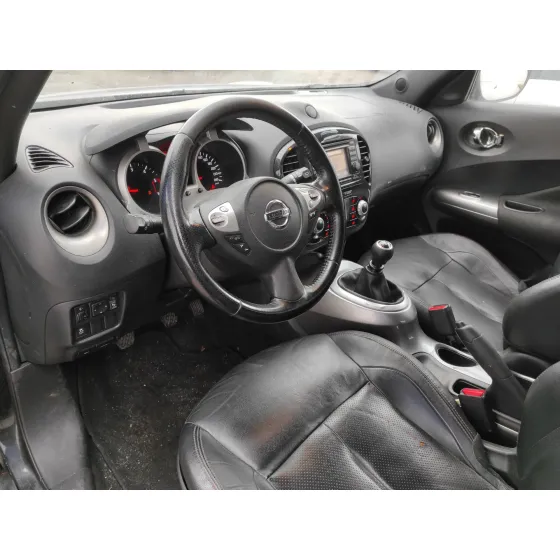 NISSAN JUKE (F15) '2012 * NEGRO