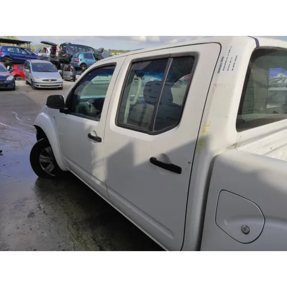 NISSAN NAVARA PICK-UP (D40M) '2008 2.5 DCI DIESEL CAT BLANCO
