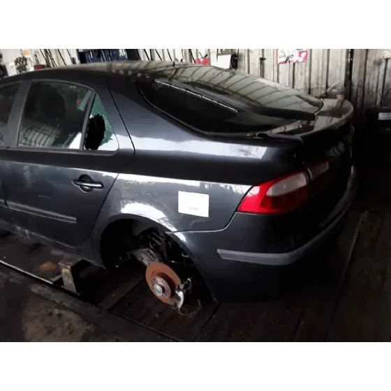 RENAULT LAGUNA II GRANDTOUR (KG0) '2004 1.9 DCI DIESEL NEGRO
