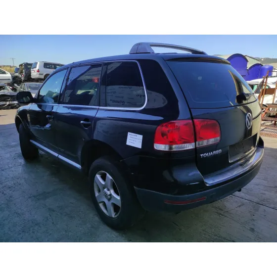 VOLKSWAGEN TOUAREG (7LA) '2007 2.5 TDI NEGRO